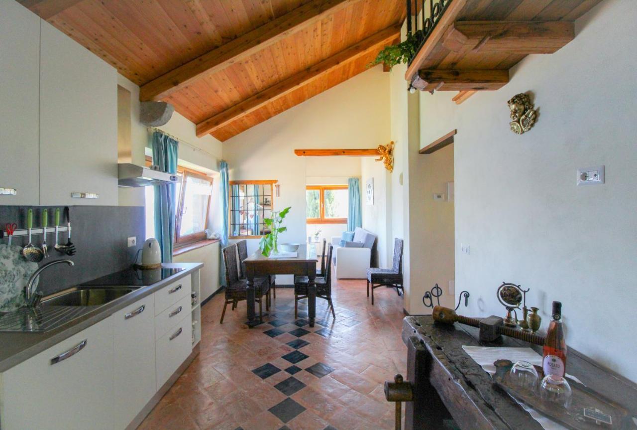 Residenza Castellum Apartment Stazzona Bagian luar foto