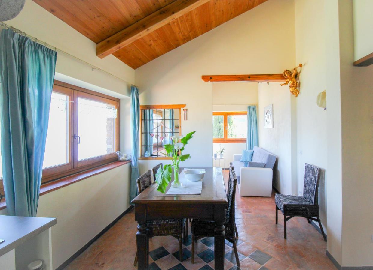 Residenza Castellum Apartment Stazzona Bagian luar foto
